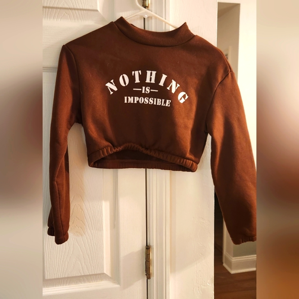Cropped Brown shirt with words